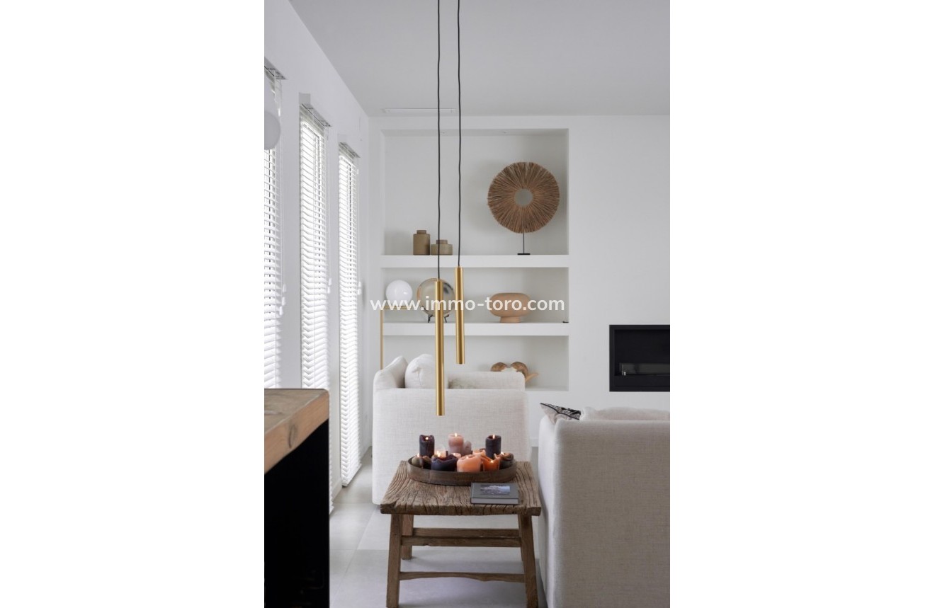 Resale - Villa - Moraira