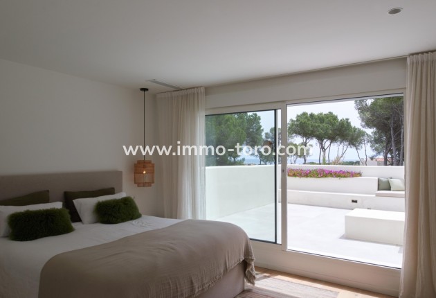 Resale - Villa - Moraira
