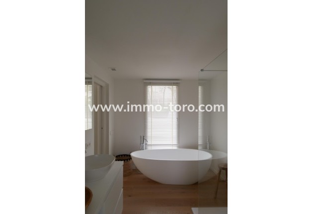 Resale - Villa - Moraira