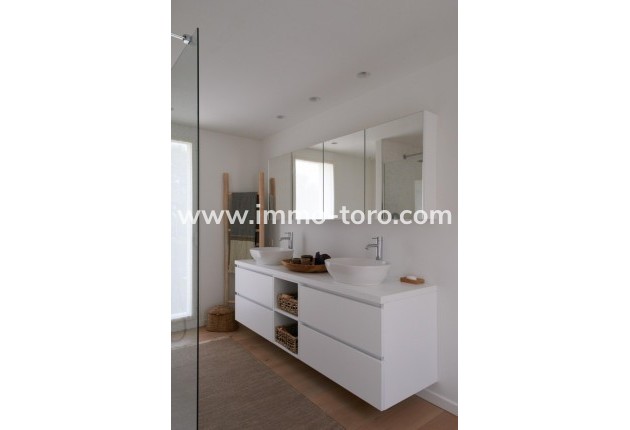 Resale - Villa - Moraira