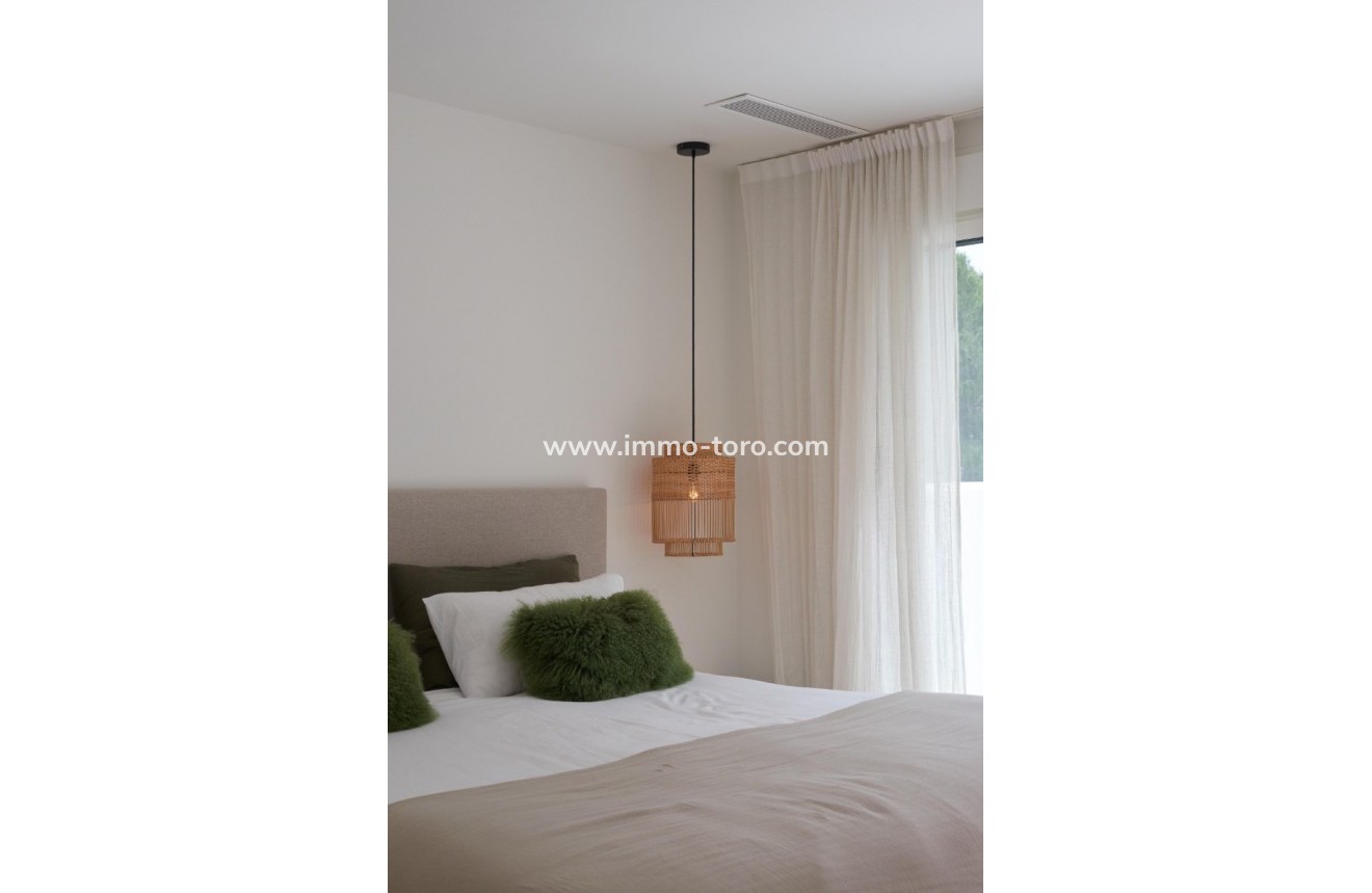 Resale - Villa - Moraira