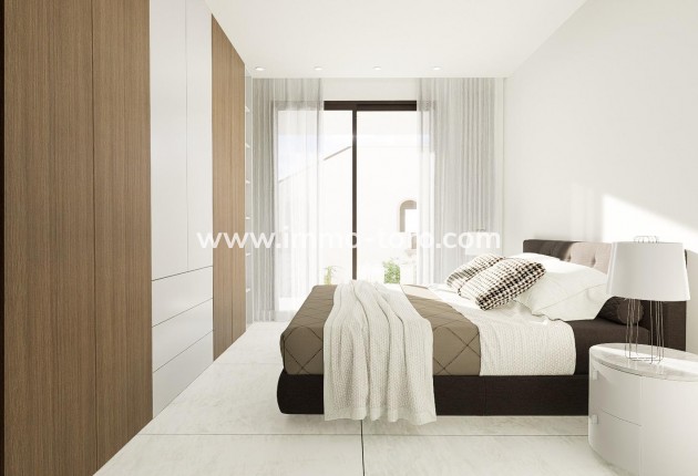 Nueva construcción  - Villa / Chalet - Orihuela - La Zenia