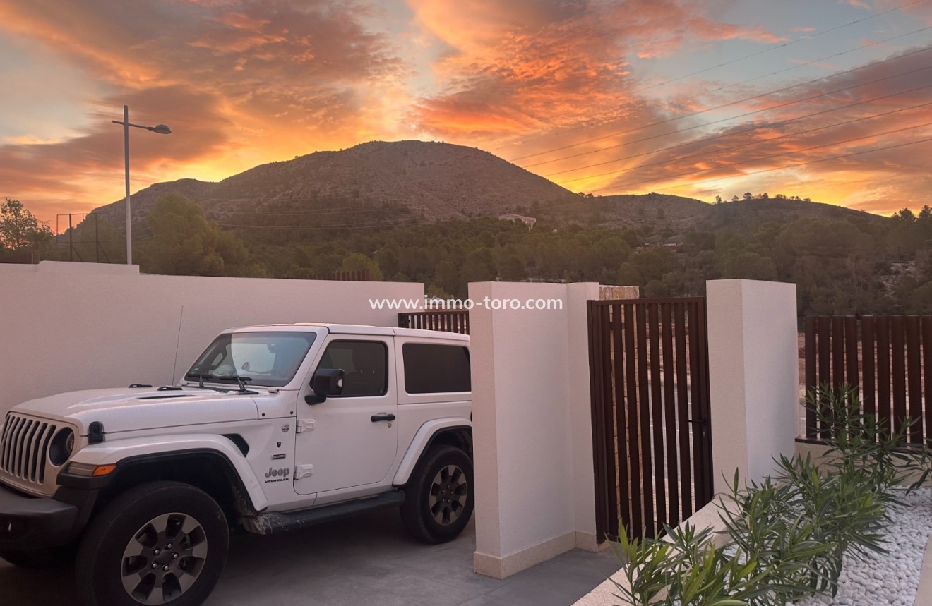 Resale - Villa - Finestrat