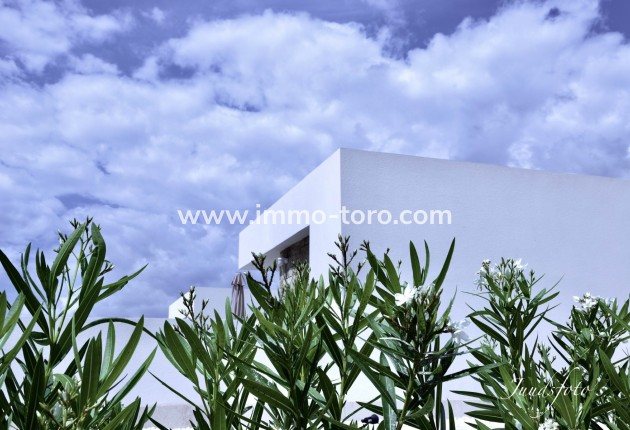 Resale - Villa - Finestrat