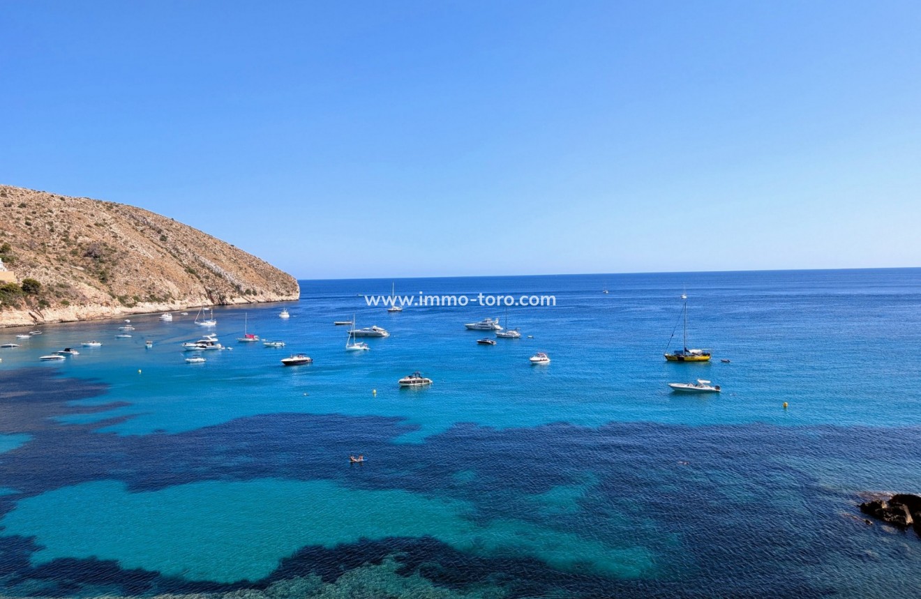 Resale - Villa - Moraira - El Portet