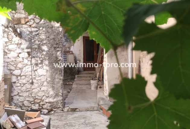 Resale - Village House - Sagra