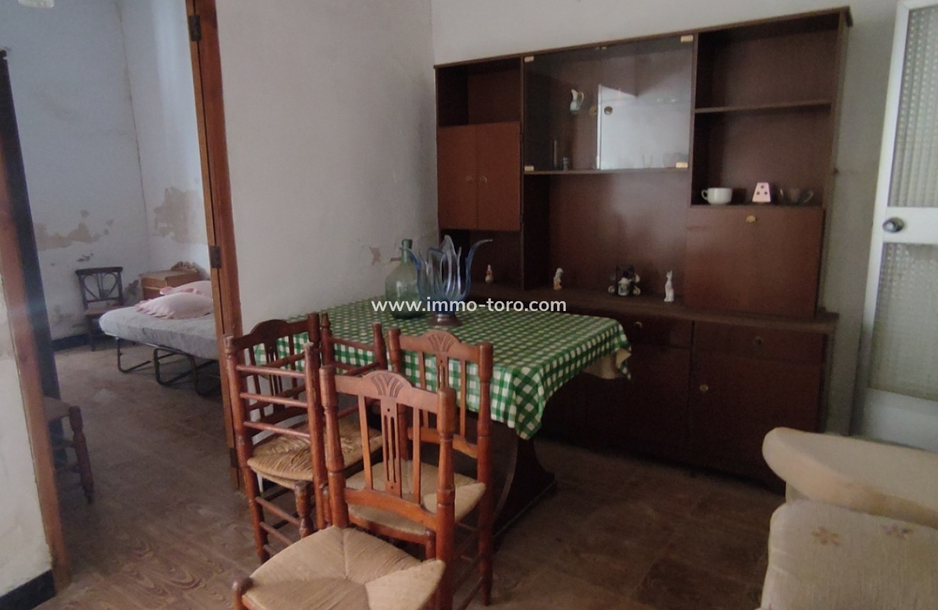 Resale - Village House - Sagra