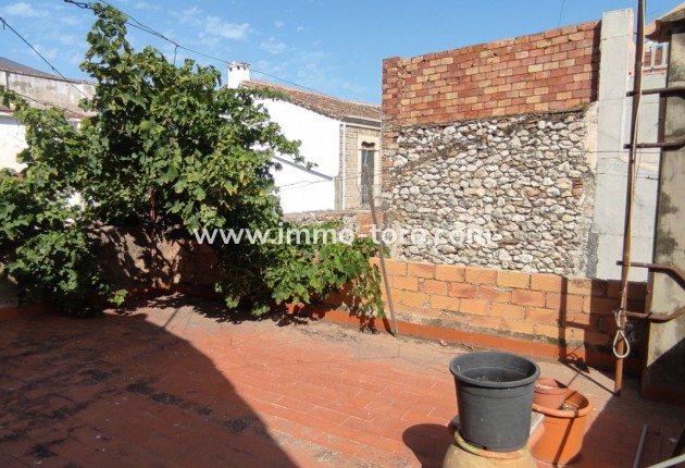 Resale - Village House - Sagra