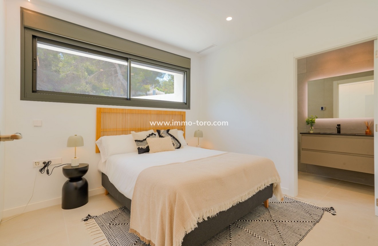 Resale - Villa - Moraira