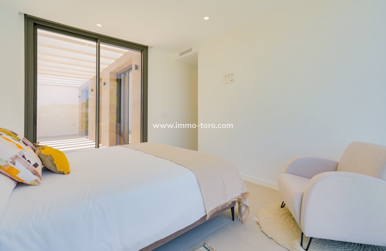 Resale - Villa - Moraira