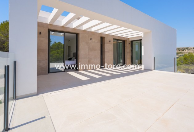 Resale - Villa - Moraira
