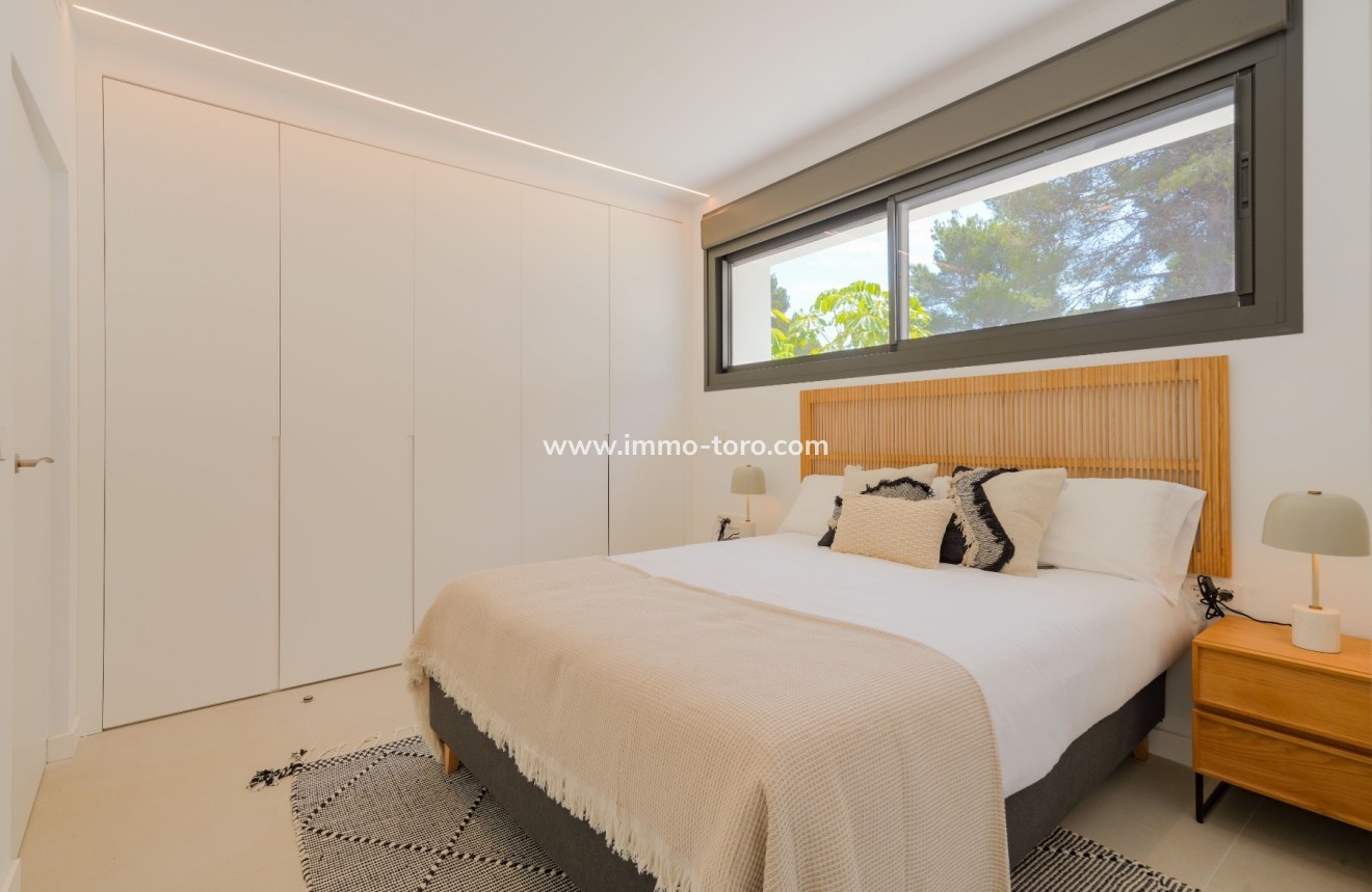 Resale - Villa - Moraira