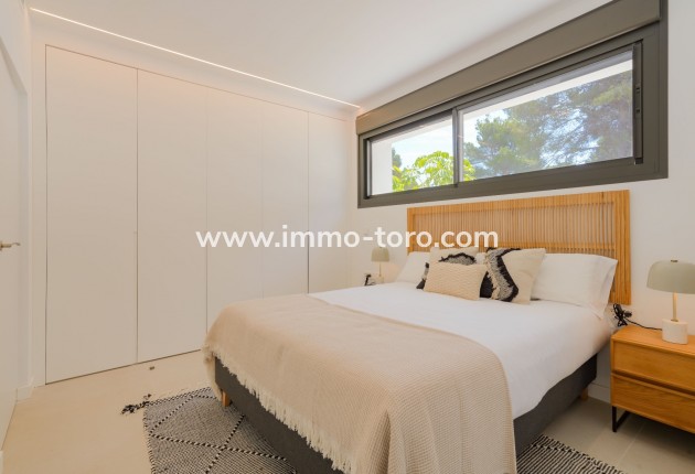 Resale - Villa - Moraira