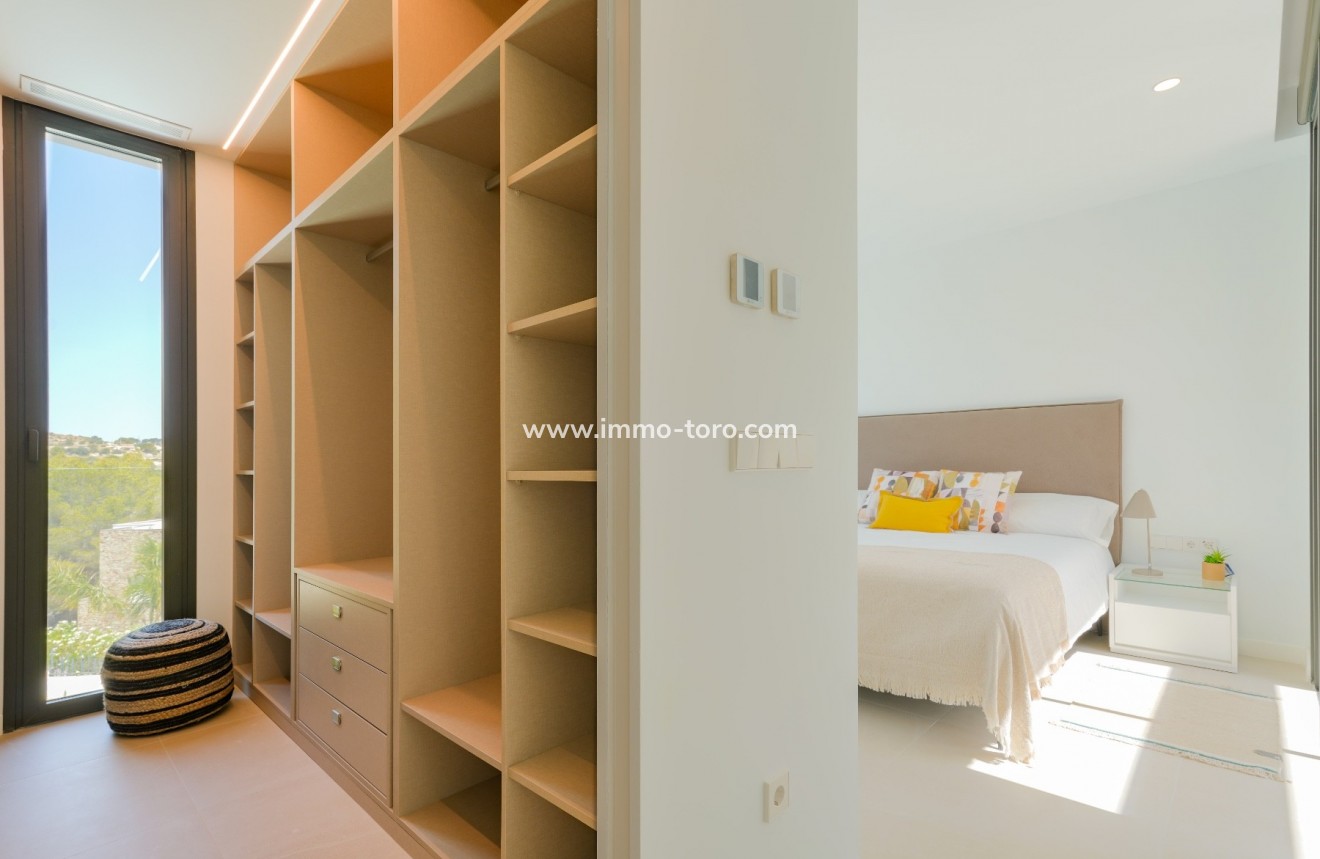 Resale - Villa - Moraira