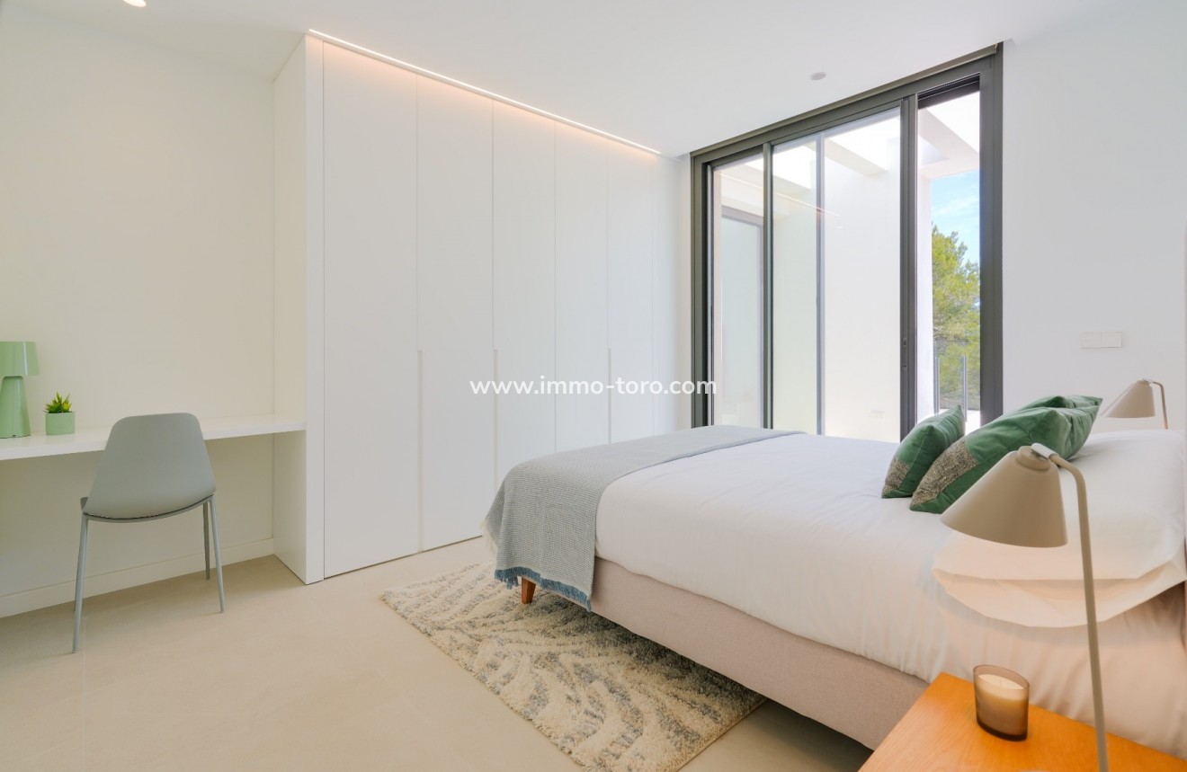 Resale - Villa - Moraira