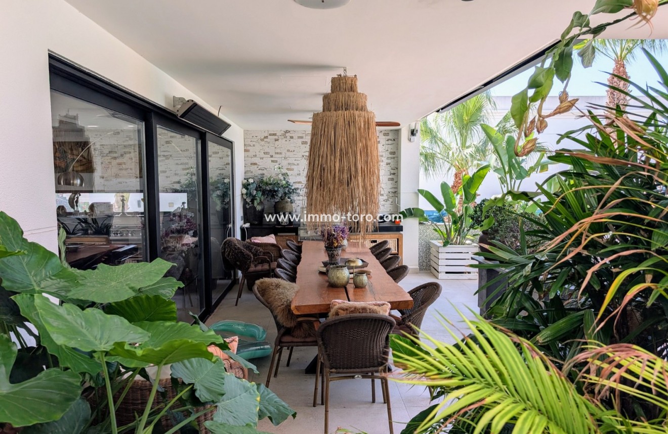 Resale - Villa - Calpe - La Calalga