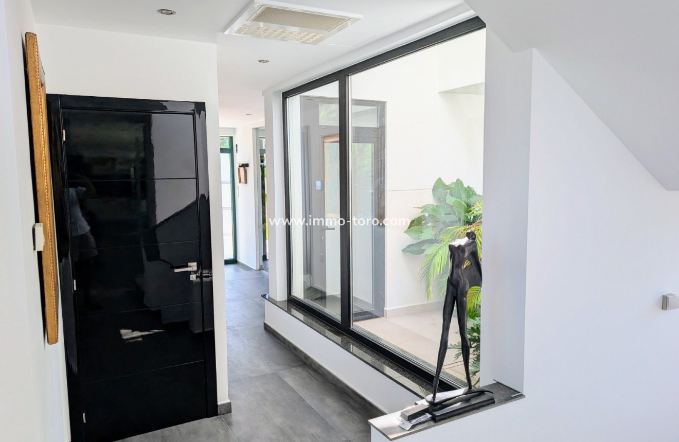 Resale - Villa - Calpe - La Calalga