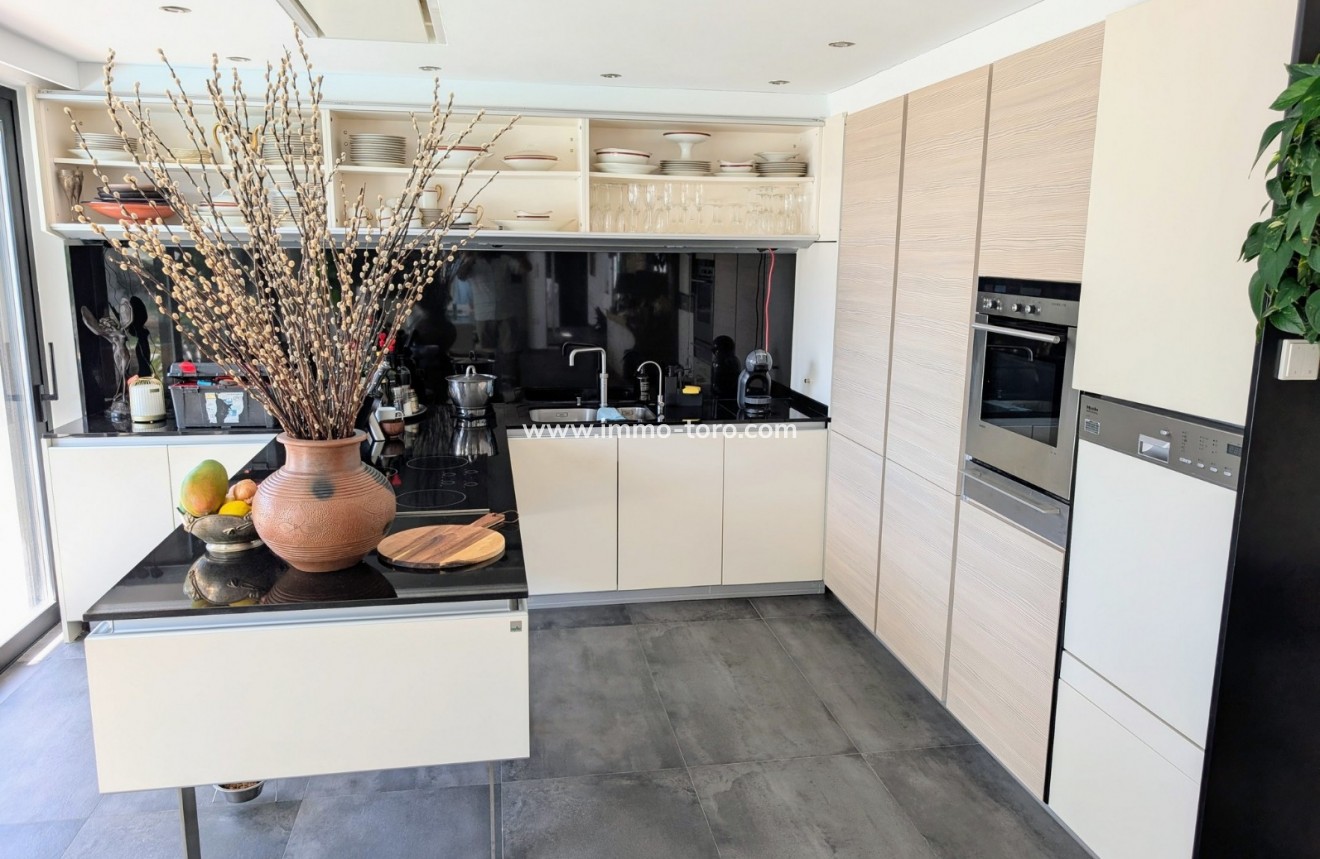 Resale - Villa - Calpe - La Calalga