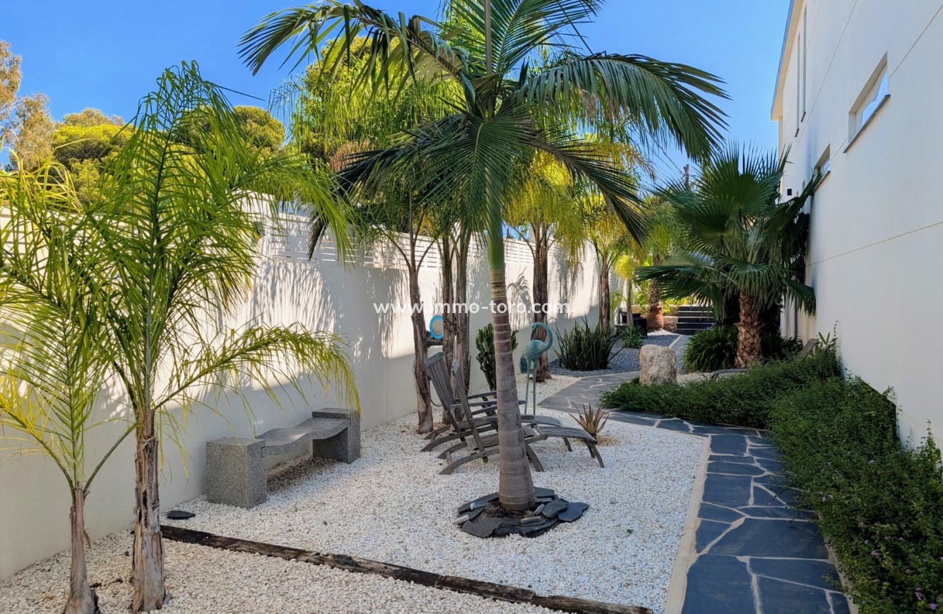 Resale - Villa - Calpe - La Calalga