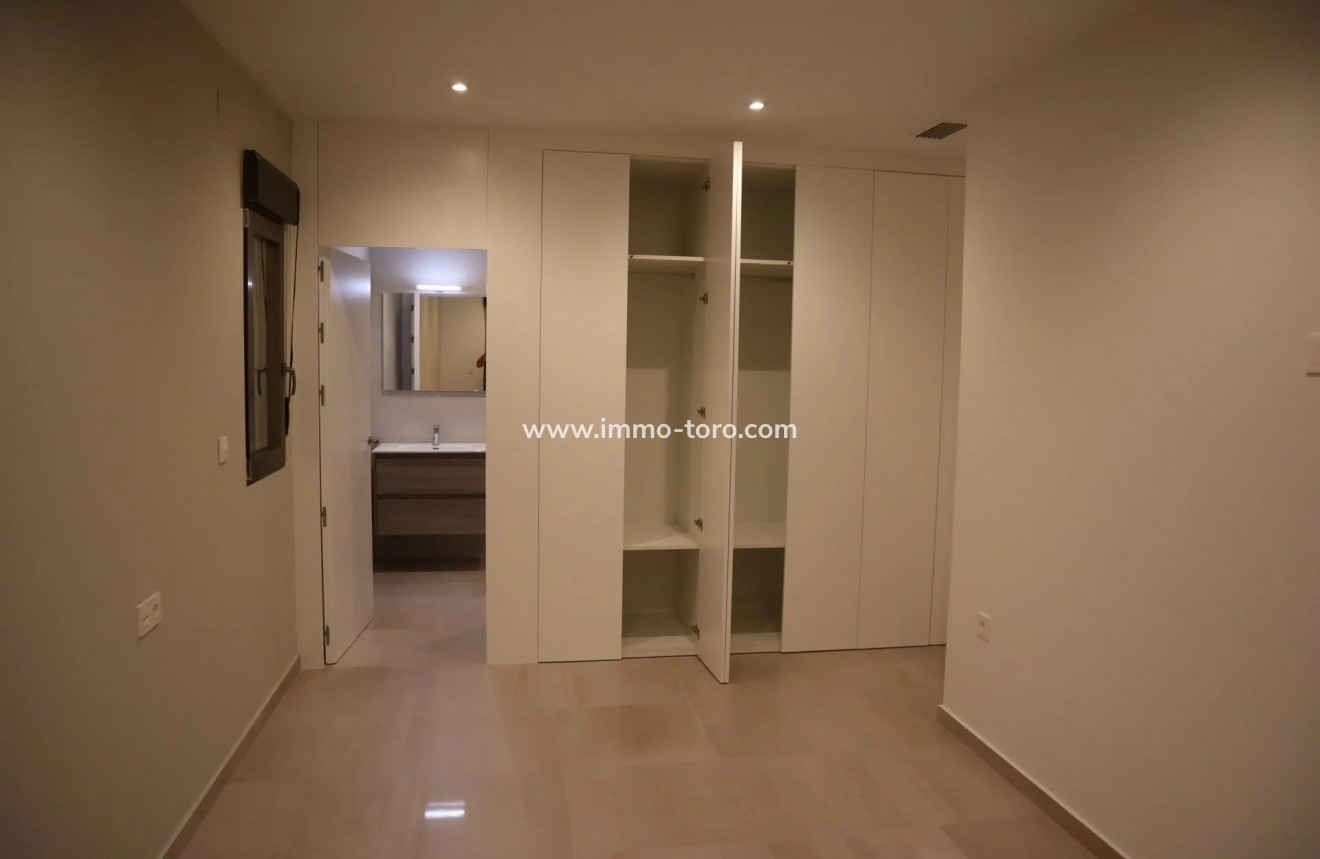 New Build - Villa - Aspe