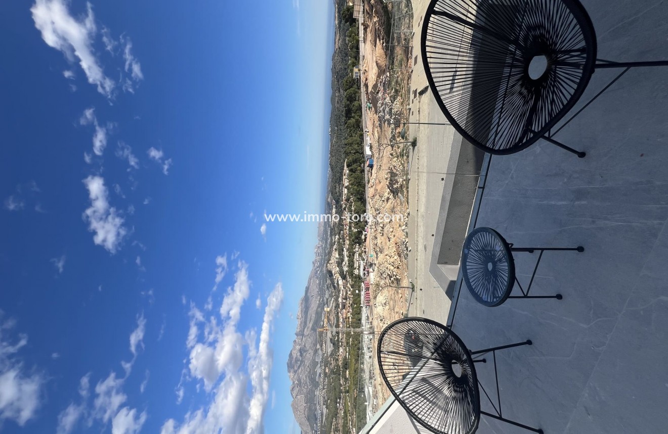 New Build - Detached house / Townhouse - Polop