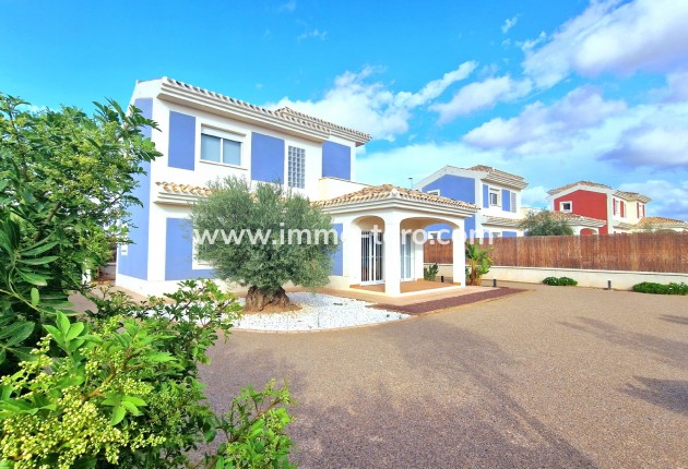 Nouvelle construction - Villa - Purias