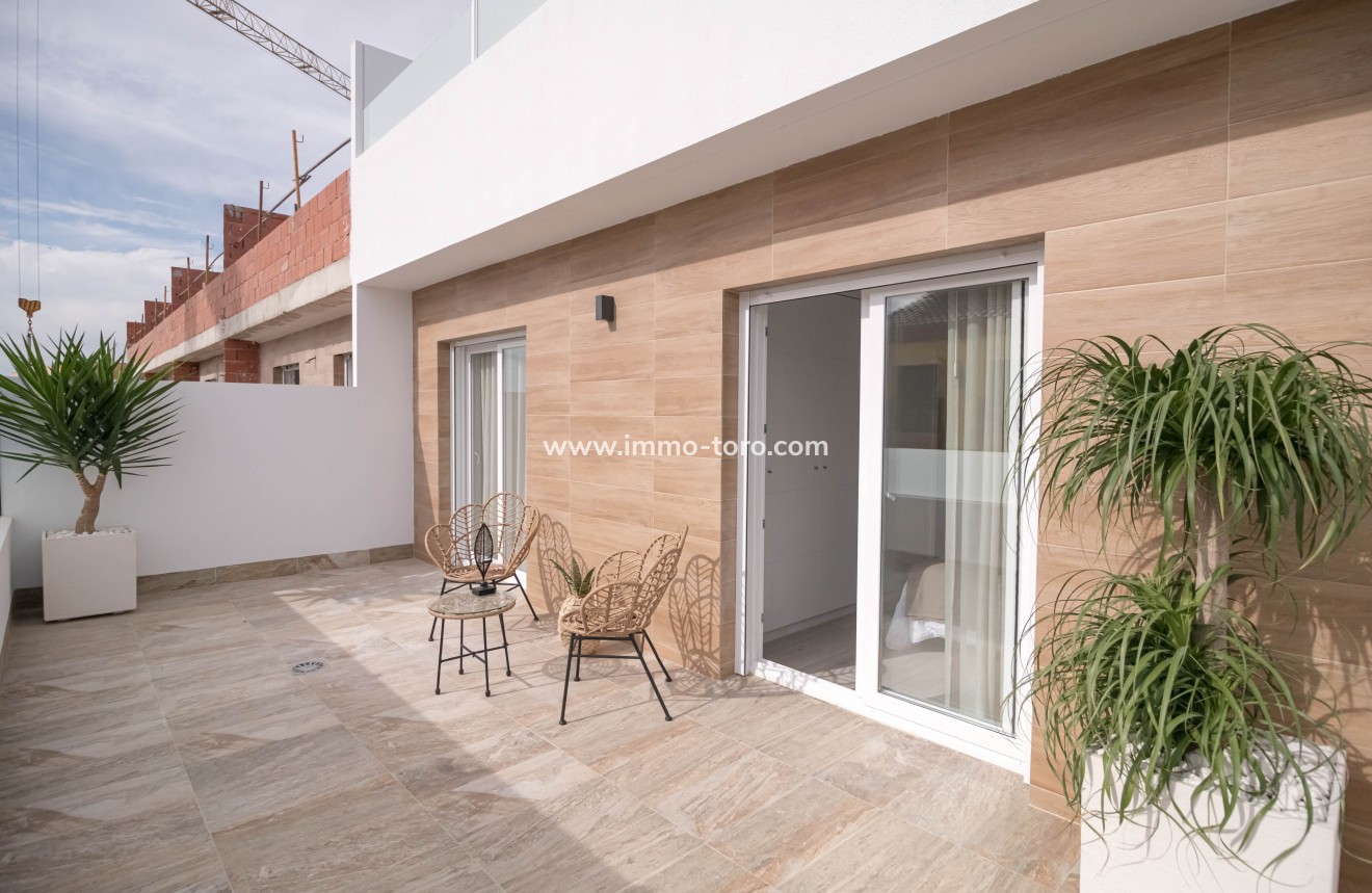 New Build - Detached house / Townhouse - Jerónimo y Avileses