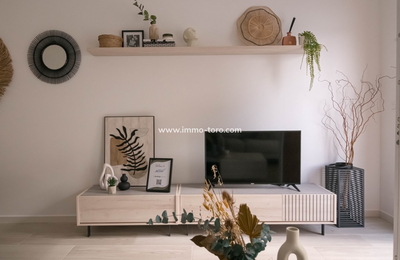 New Build - Detached house / Townhouse - Jerónimo y Avileses