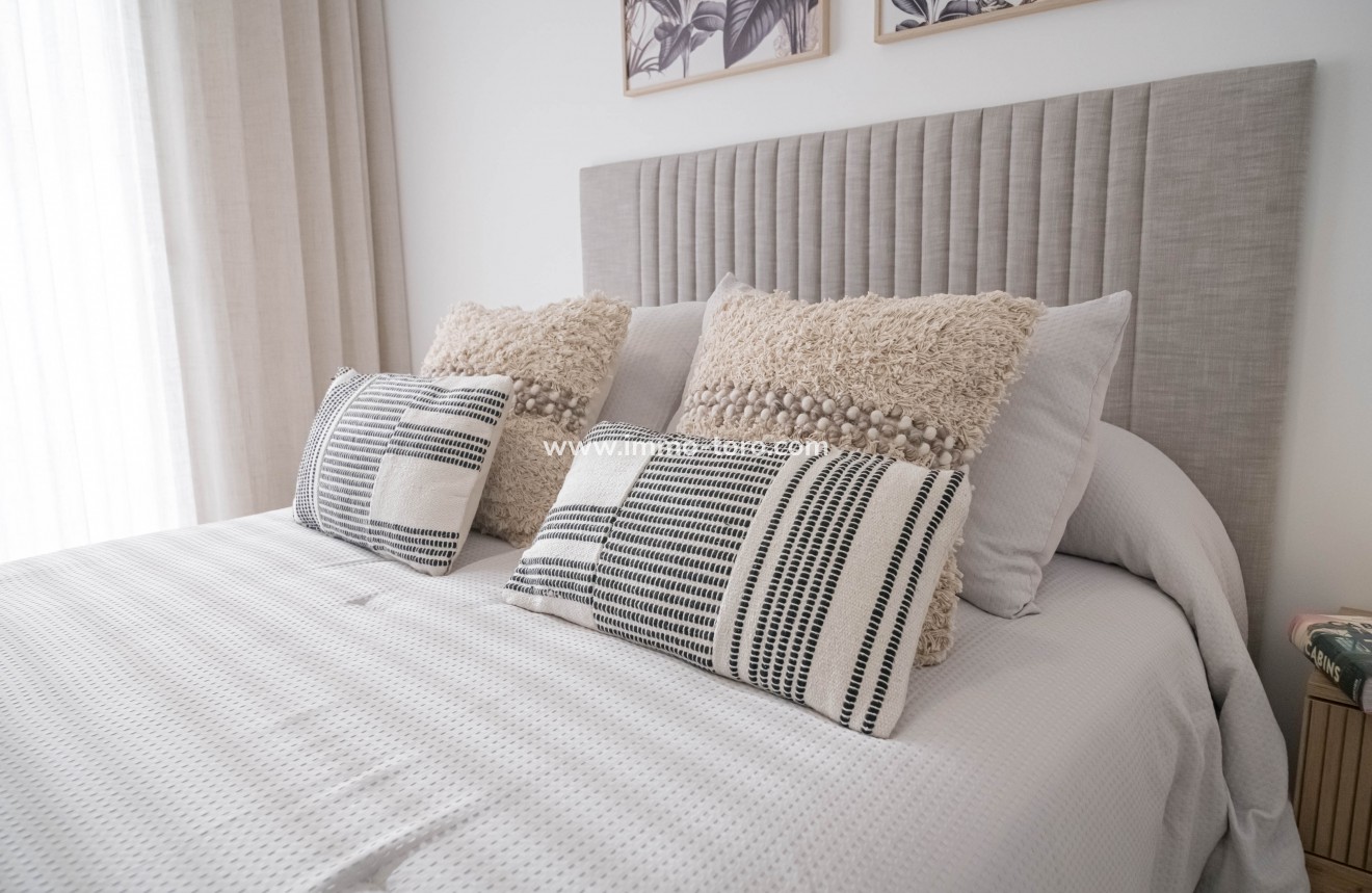 New Build - Detached house / Townhouse - Jerónimo y Avileses