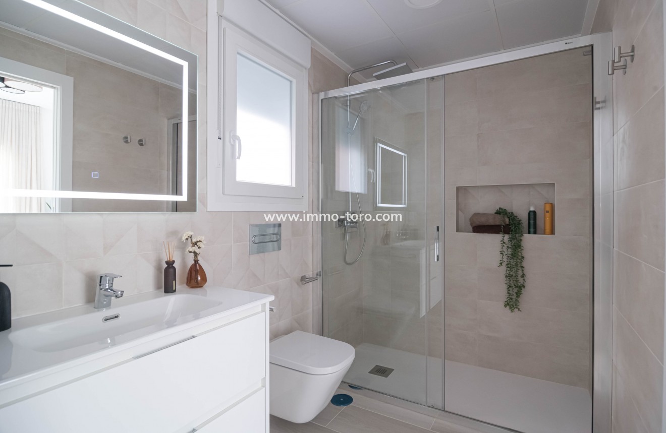 New Build - Detached house / Townhouse - Jerónimo y Avileses