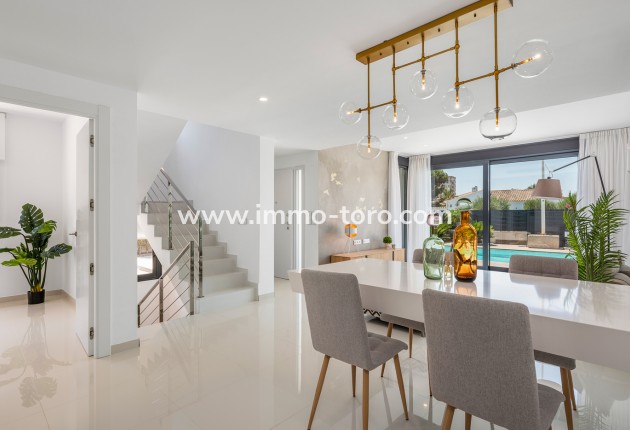 Nueva construcción  - Villa / Chalet - Playa Paraiso