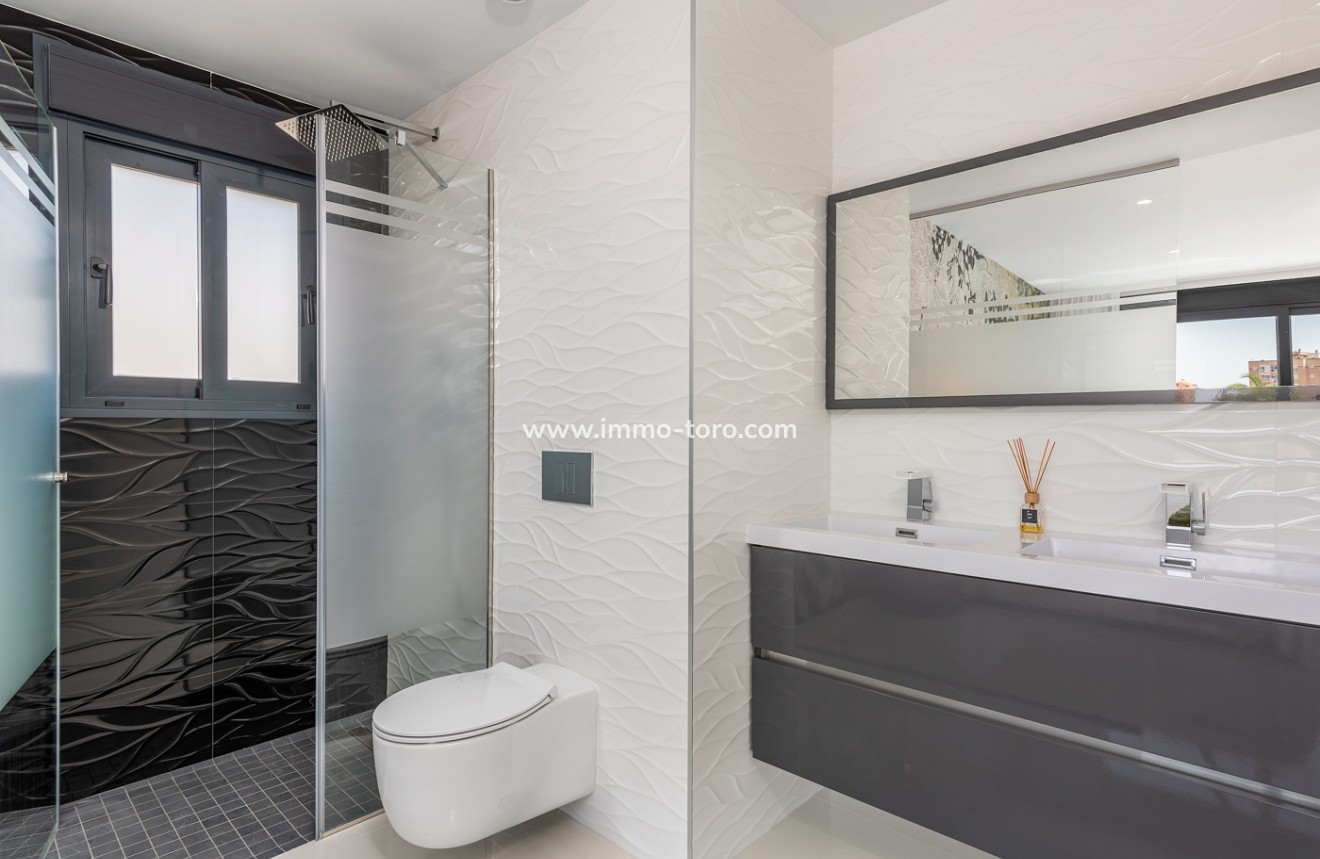 Nueva construcción  - Villa / Chalet - Playa Paraiso