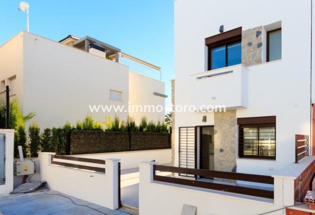 Nueva construcción  - Adosado - Pilar de la Horadada