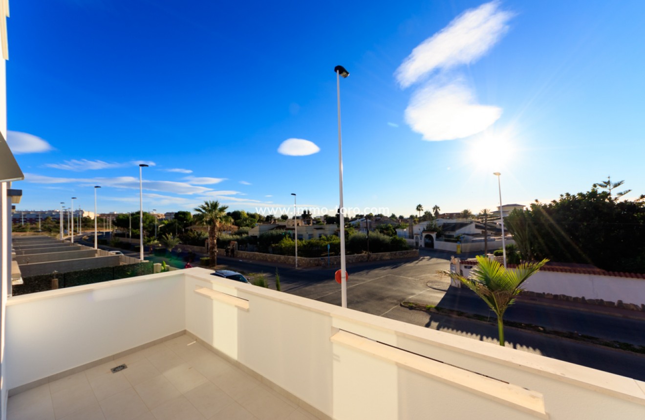 Nueva construcción  - Adosado - Pilar de la Horadada