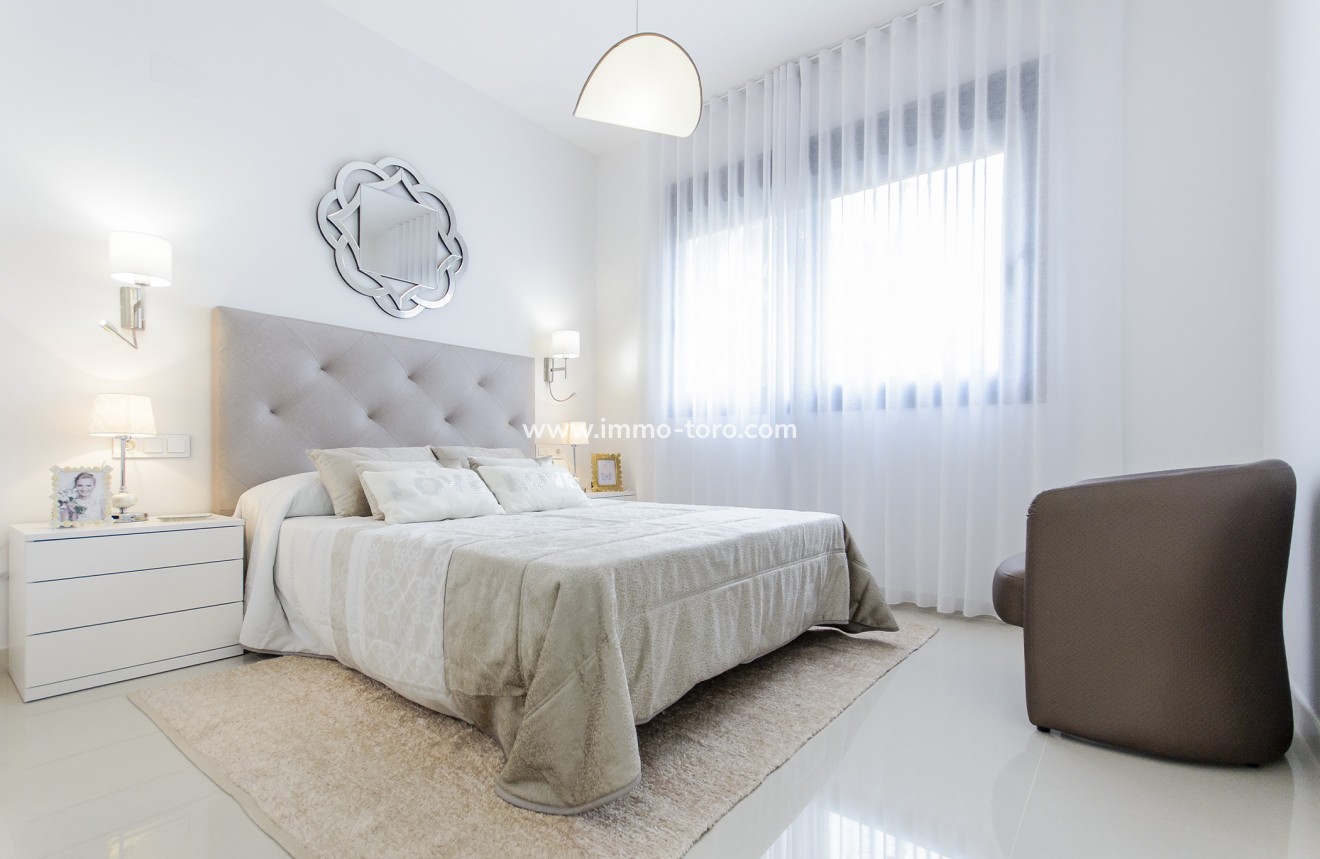 Nueva construcción  - Villa / Chalet - San Miguel de Salinas