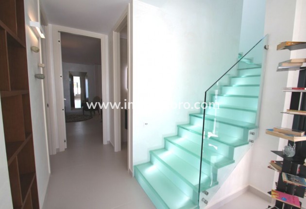 Nueva construcción  - Villa / Chalet - San Miguel de Salinas