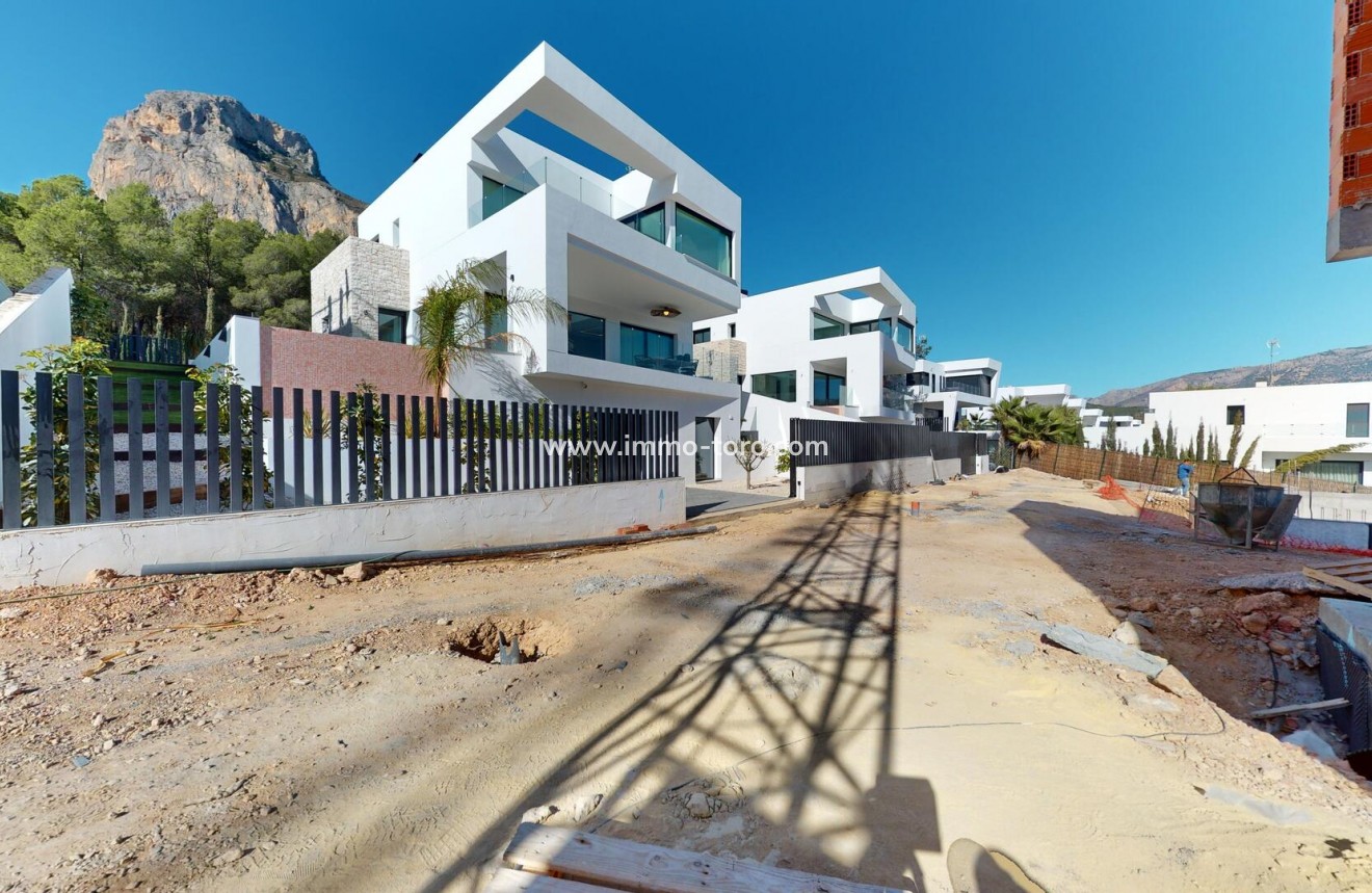 Nouvelle construction - Villa - Polop