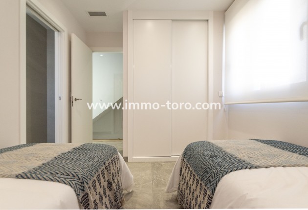 Nueva construcción  - Villa / Chalet - Pilar de la Horadada