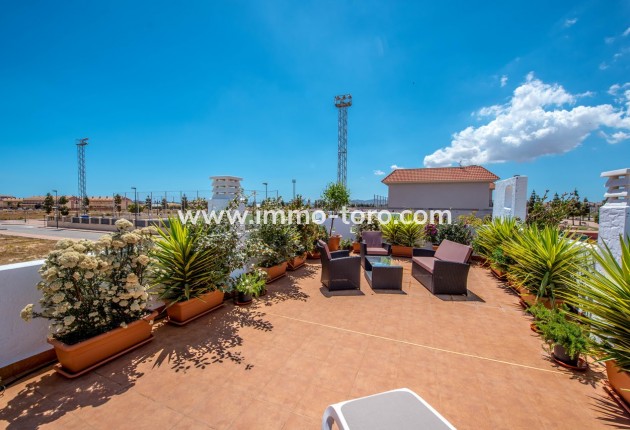 New Build - Detached house / Townhouse - Los Alcázares