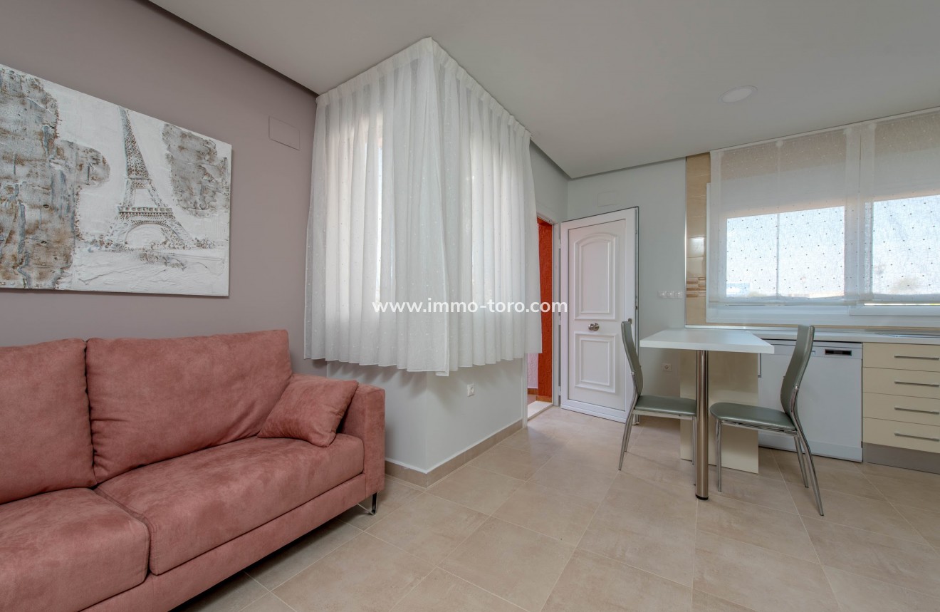 New Build - Detached house / Townhouse - Los Alcázares