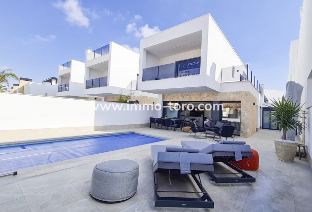 Nueva construcción  - Villa / Chalet - San Pedro del Pinatar