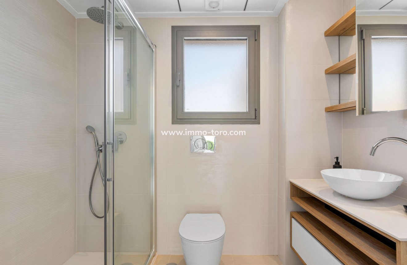 Nouvelle construction - Villa - Los Alcázares