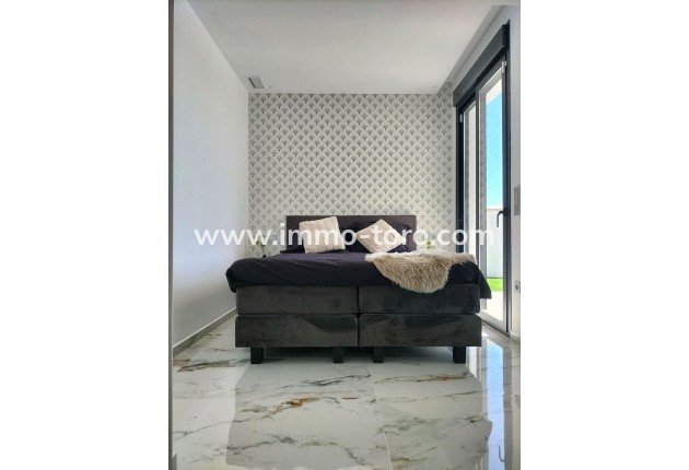 Nueva construcción  - Villa / Chalet - Pilar de la Horadada