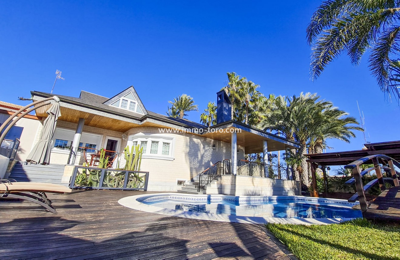 Nueva construcción  - Villa / Chalet - San Pedro del Pinatar