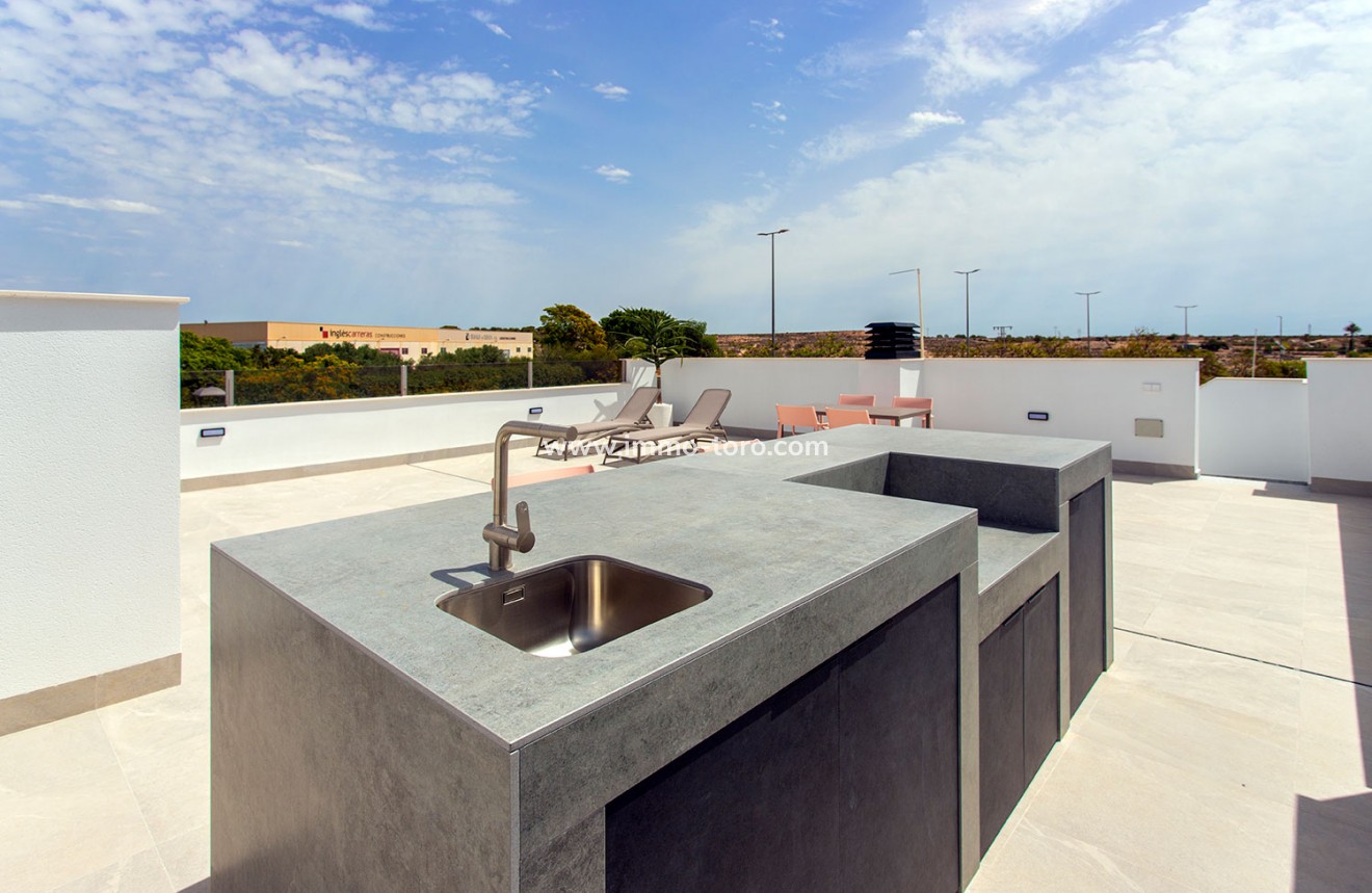 New Build - Detached house / Townhouse - Sucina