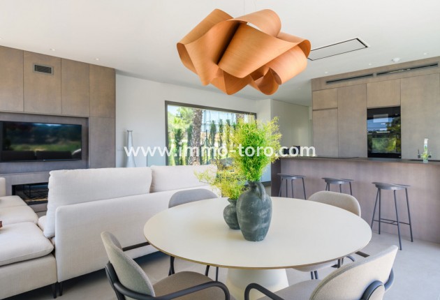 Nueva construcción  - Villa / Chalet - Dehesa de Campoamor