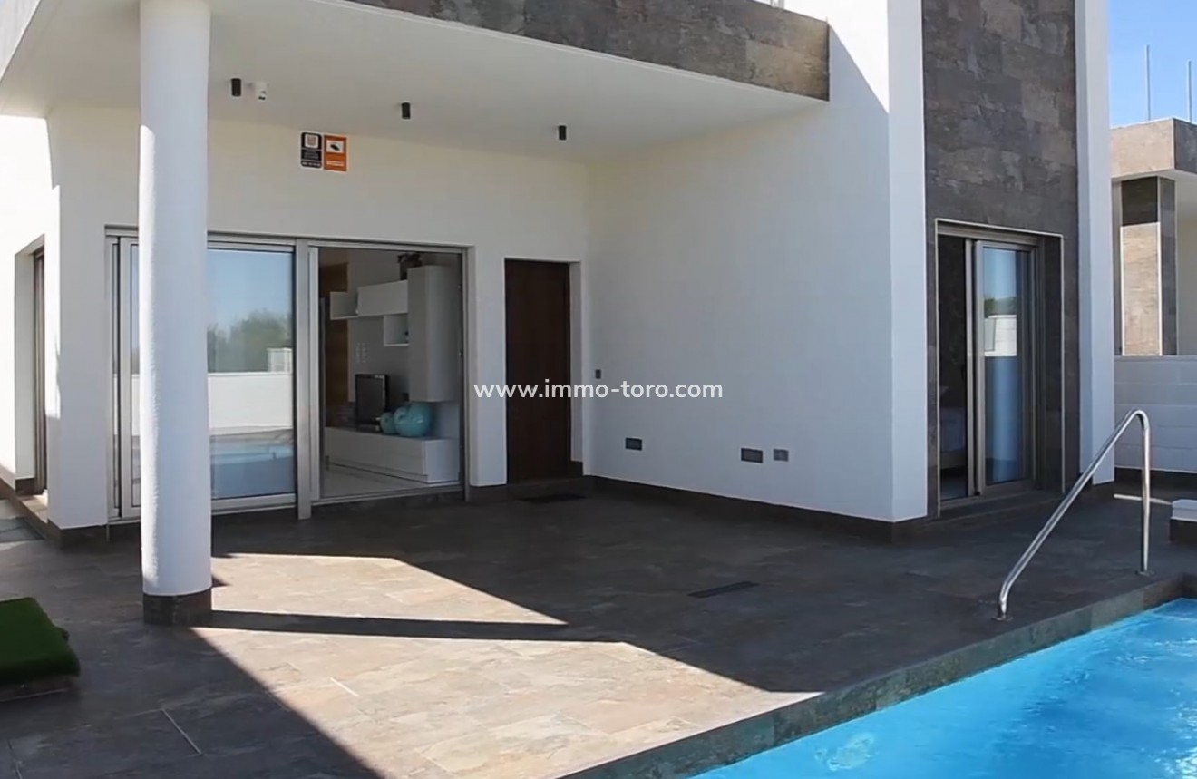 Nueva construcción  - Villa / Chalet - Orihuela - Orihuela Costa