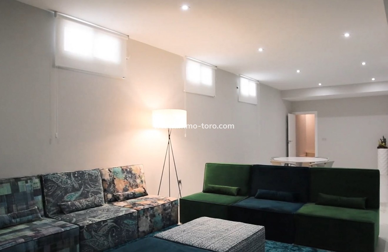 Nueva construcción  - Villa / Chalet - Orihuela - Orihuela Costa