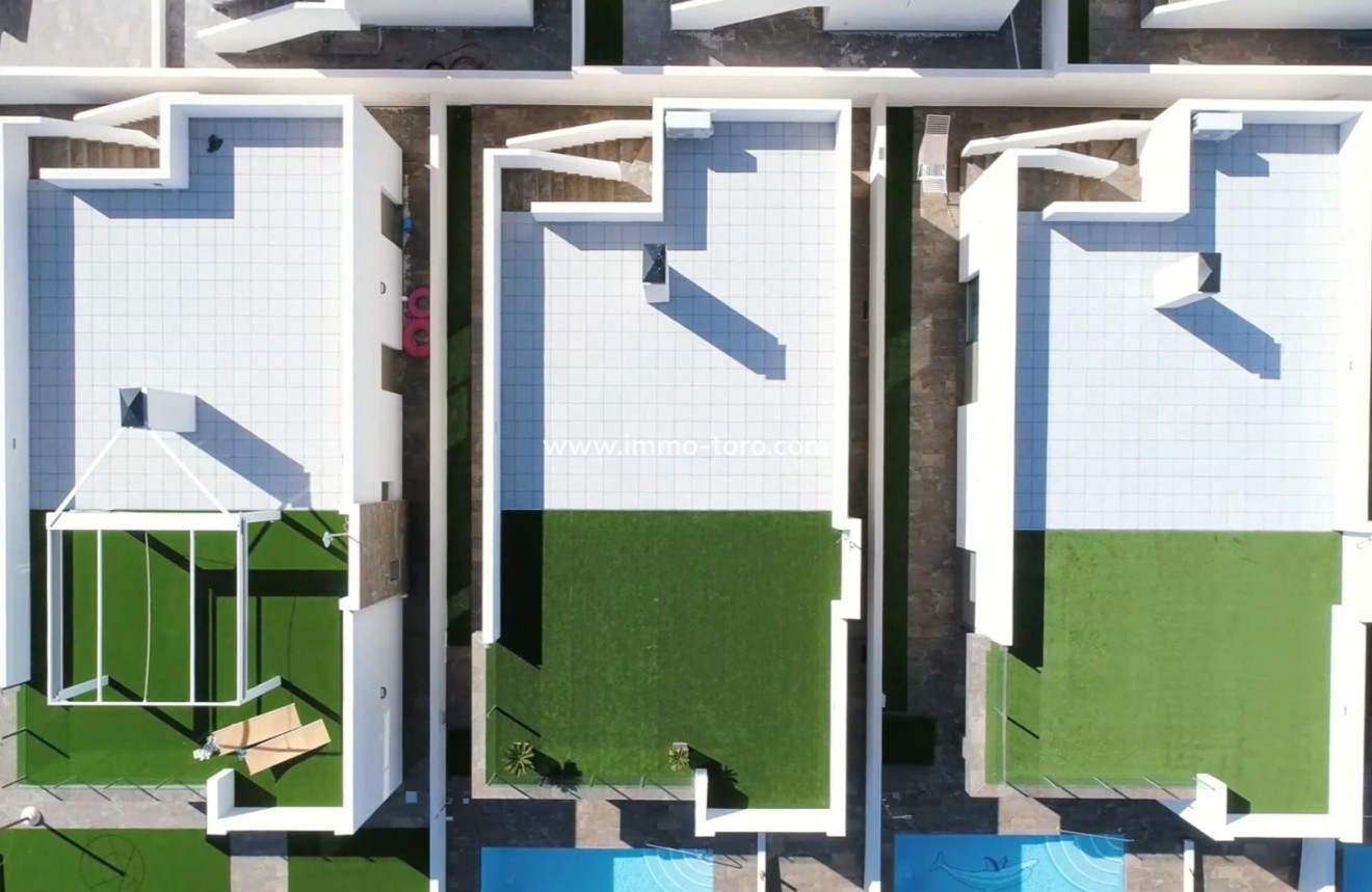 Nueva construcción  - Villa / Chalet - Orihuela - Orihuela Costa