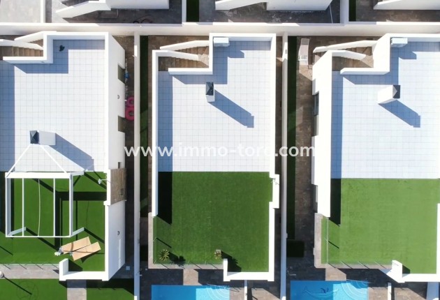 Nueva construcción  - Villa / Chalet - Orihuela - Orihuela Costa